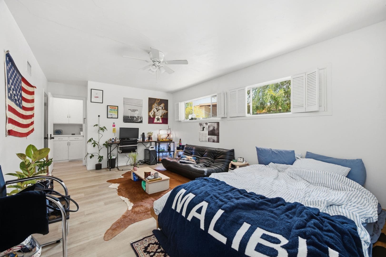 San Diego House: 5449-5451 Dorothy Drive