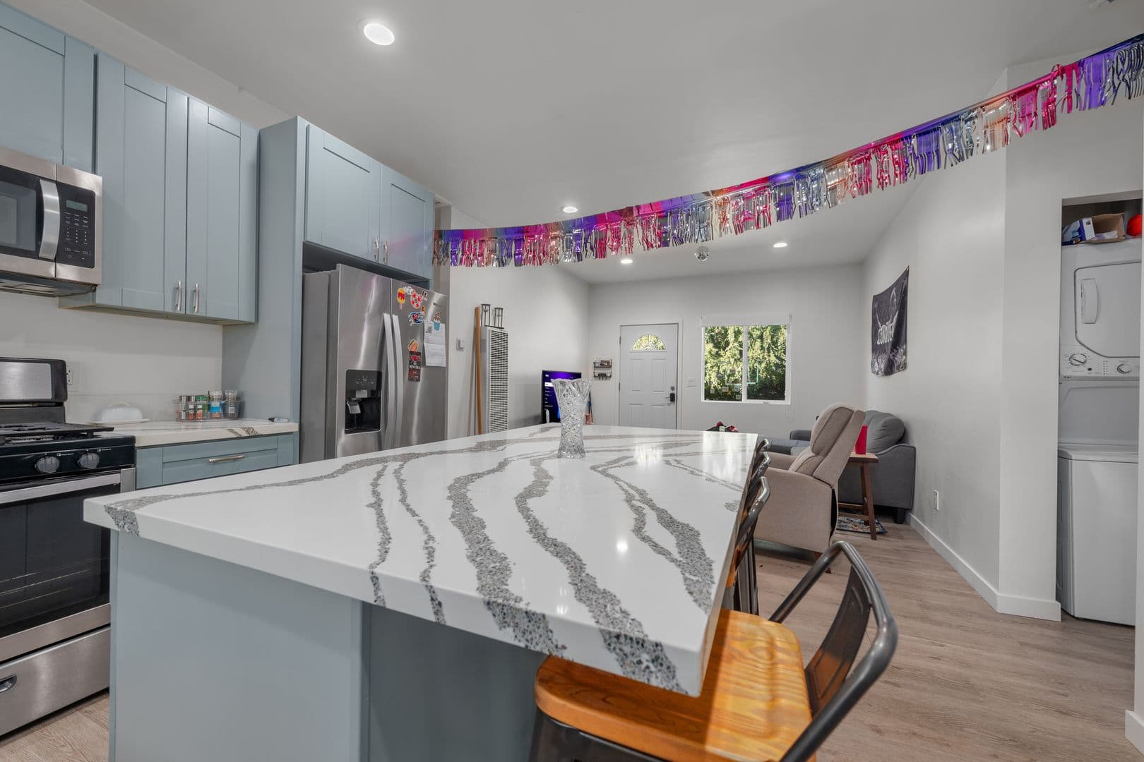 San Diego House: 5156 Brockbank Place