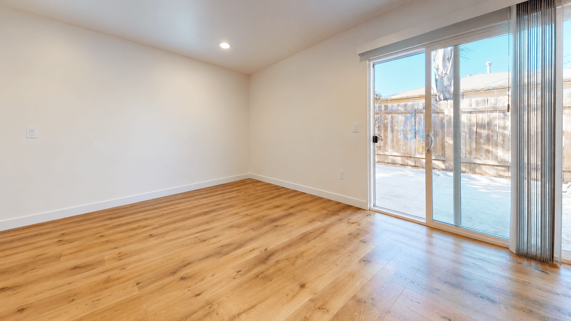 San Diego House: 5630 Dorothy Drive