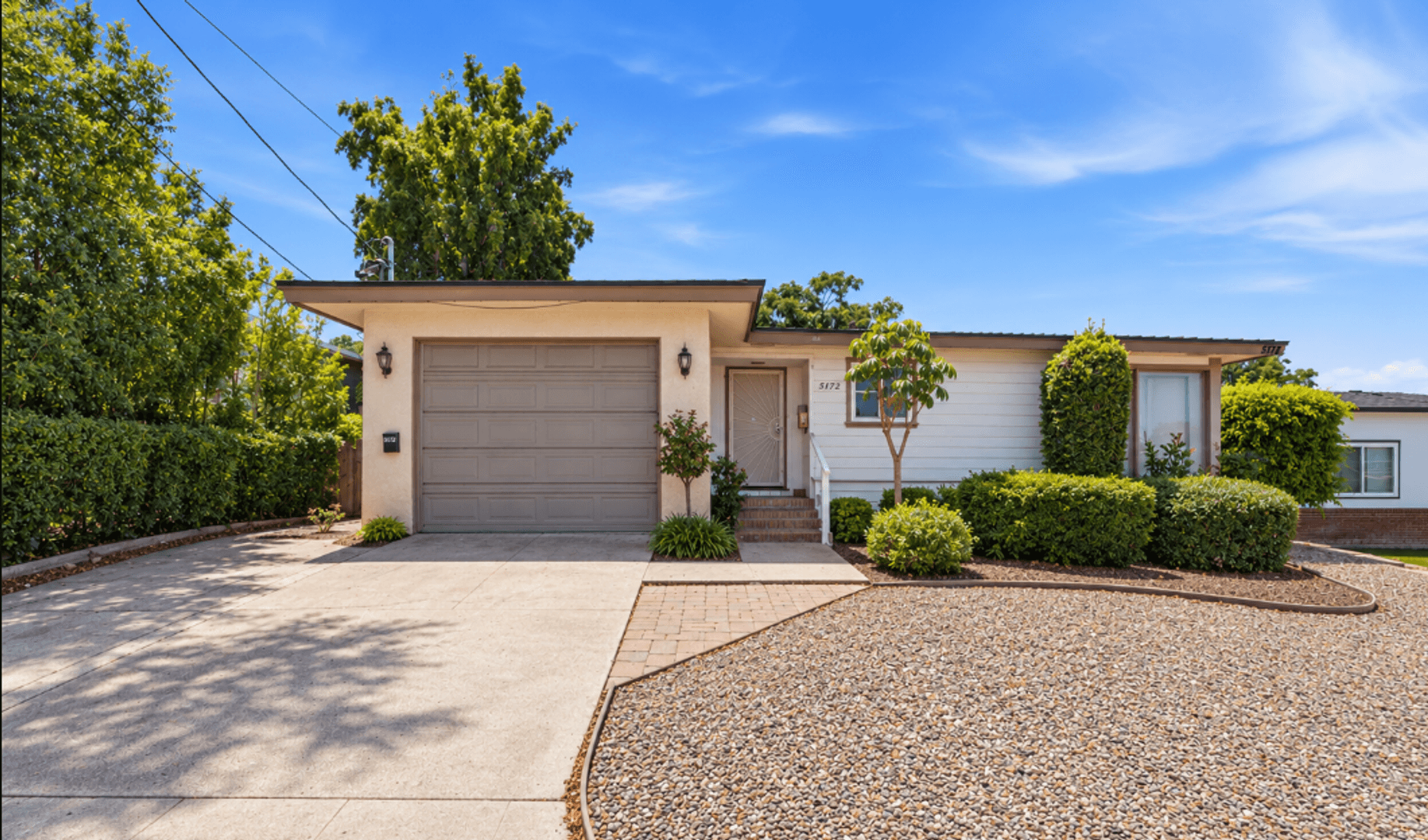 San Diego House: 5172 Brockbank Place