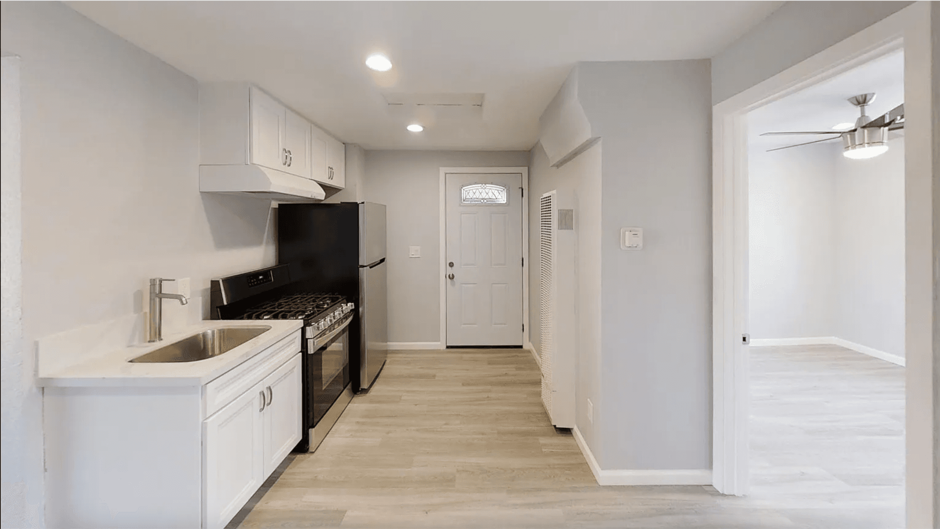 San Diego House: 5539-5541 Dorothy Drive