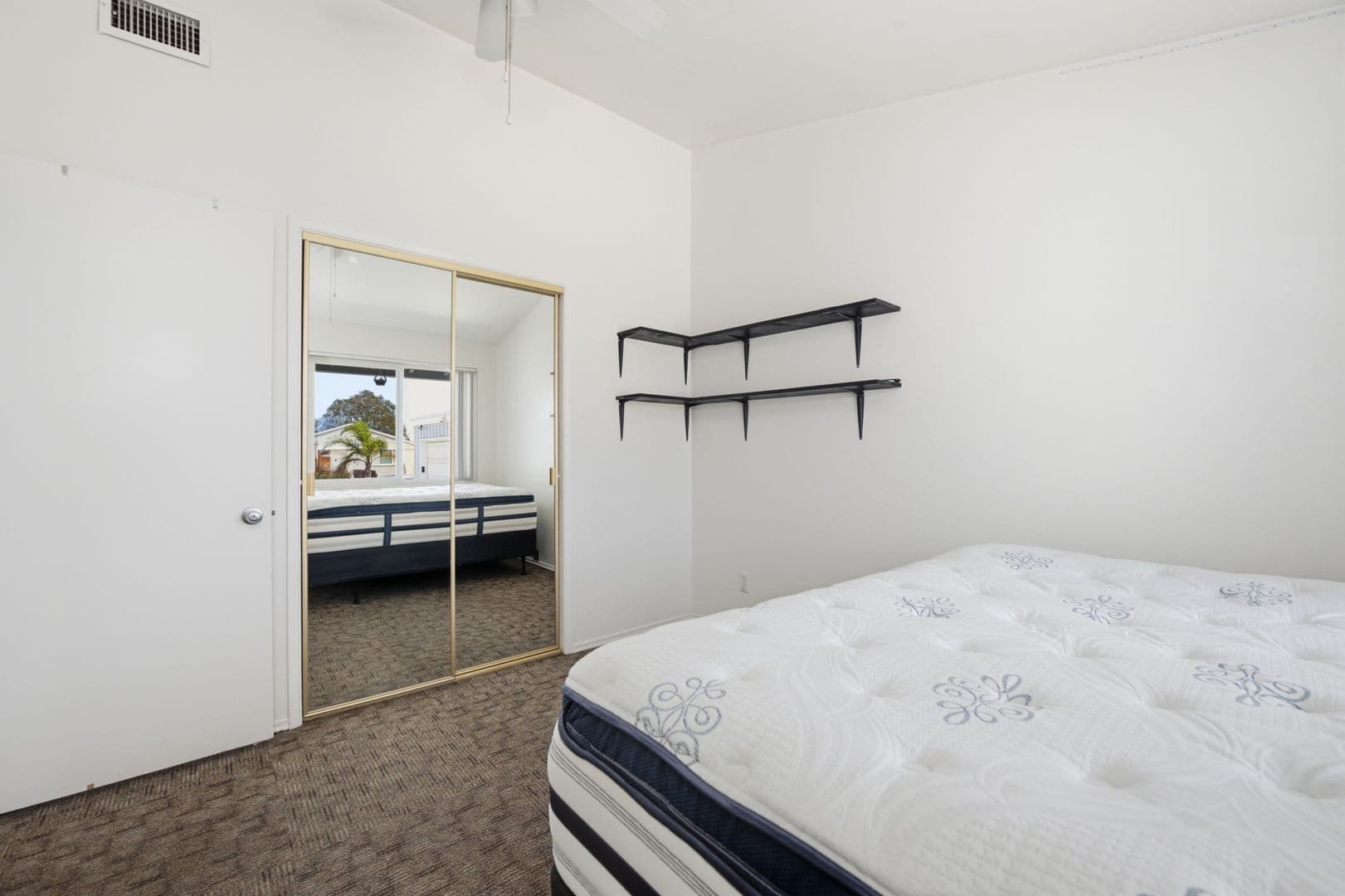 San Diego House: 5231 Remington Road