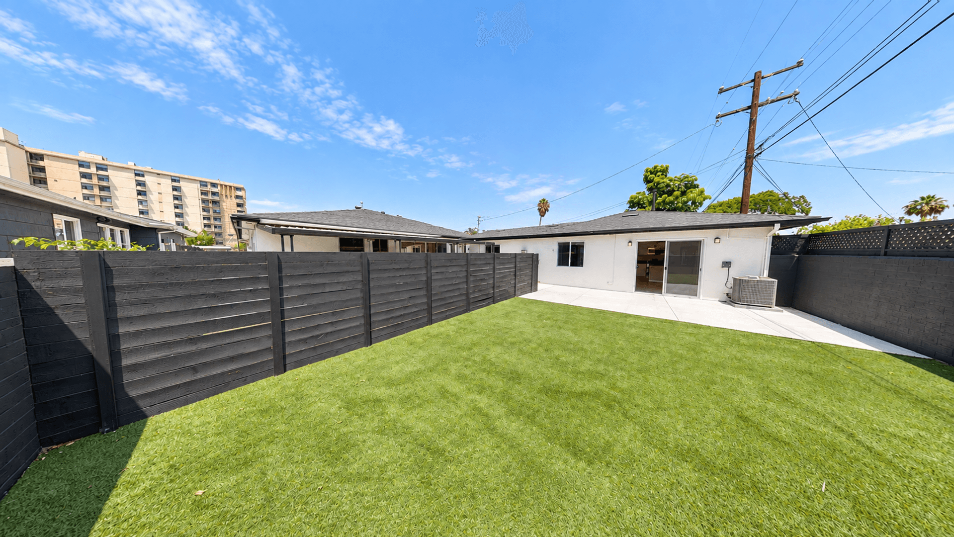 San Diego House: 5575 Mary Lane Drive