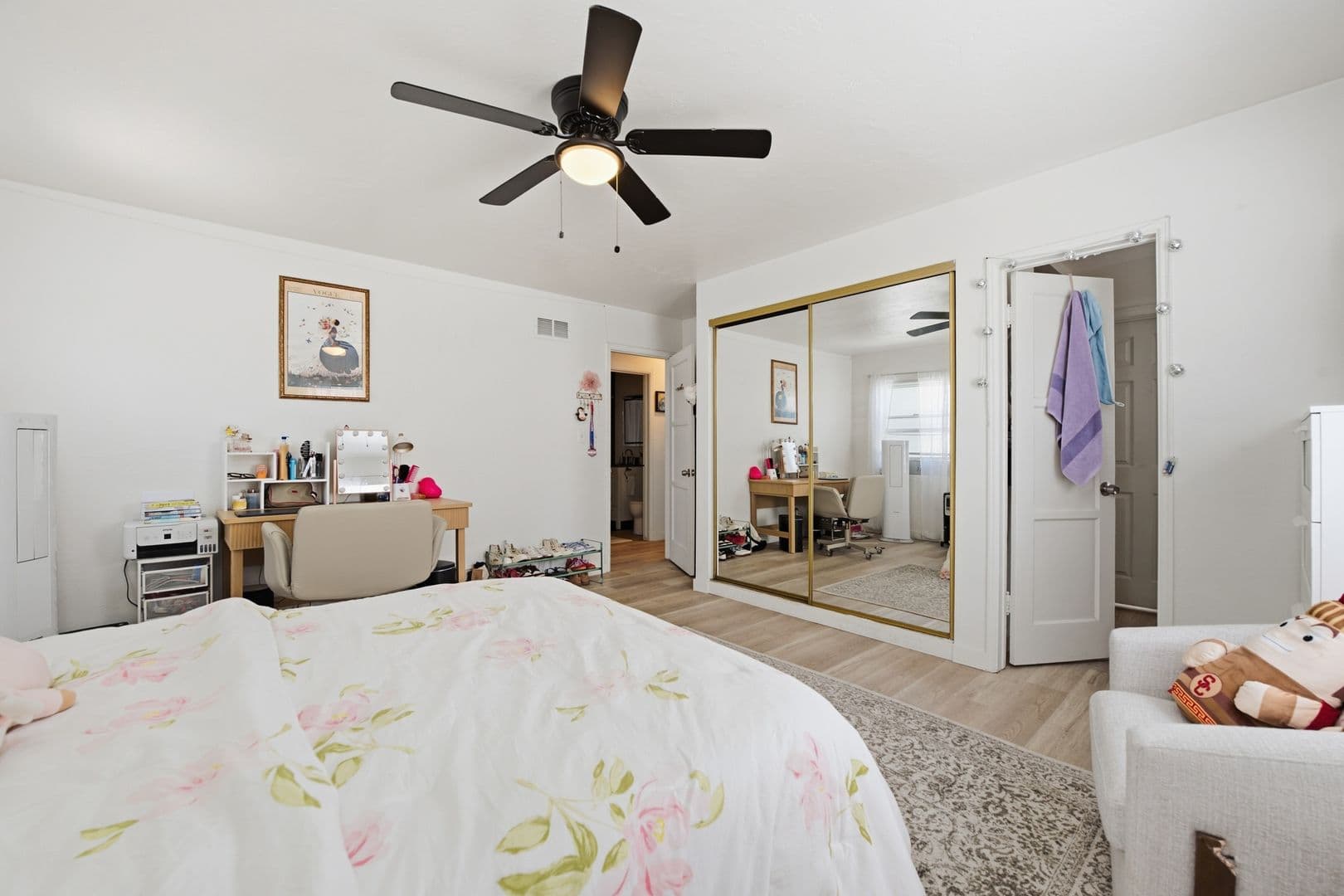 San Diego House: 5154 Brockbank Place