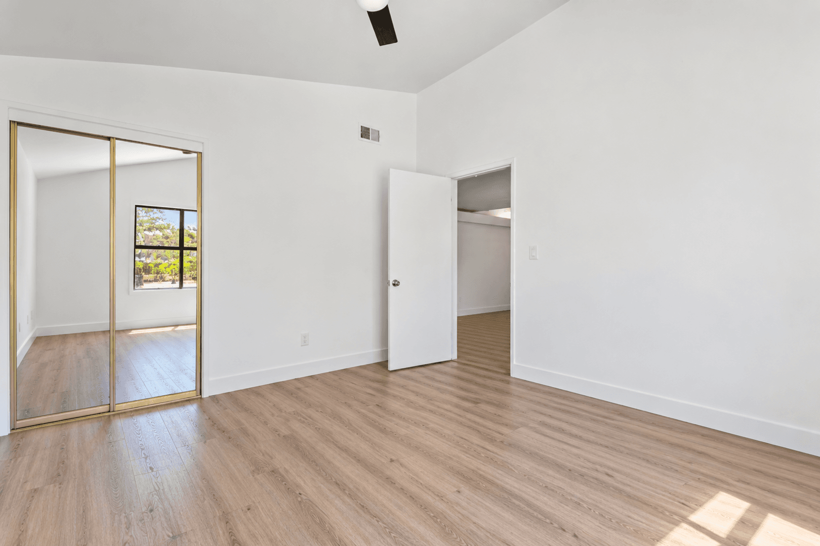 San Diego House: 5318 Redding Road