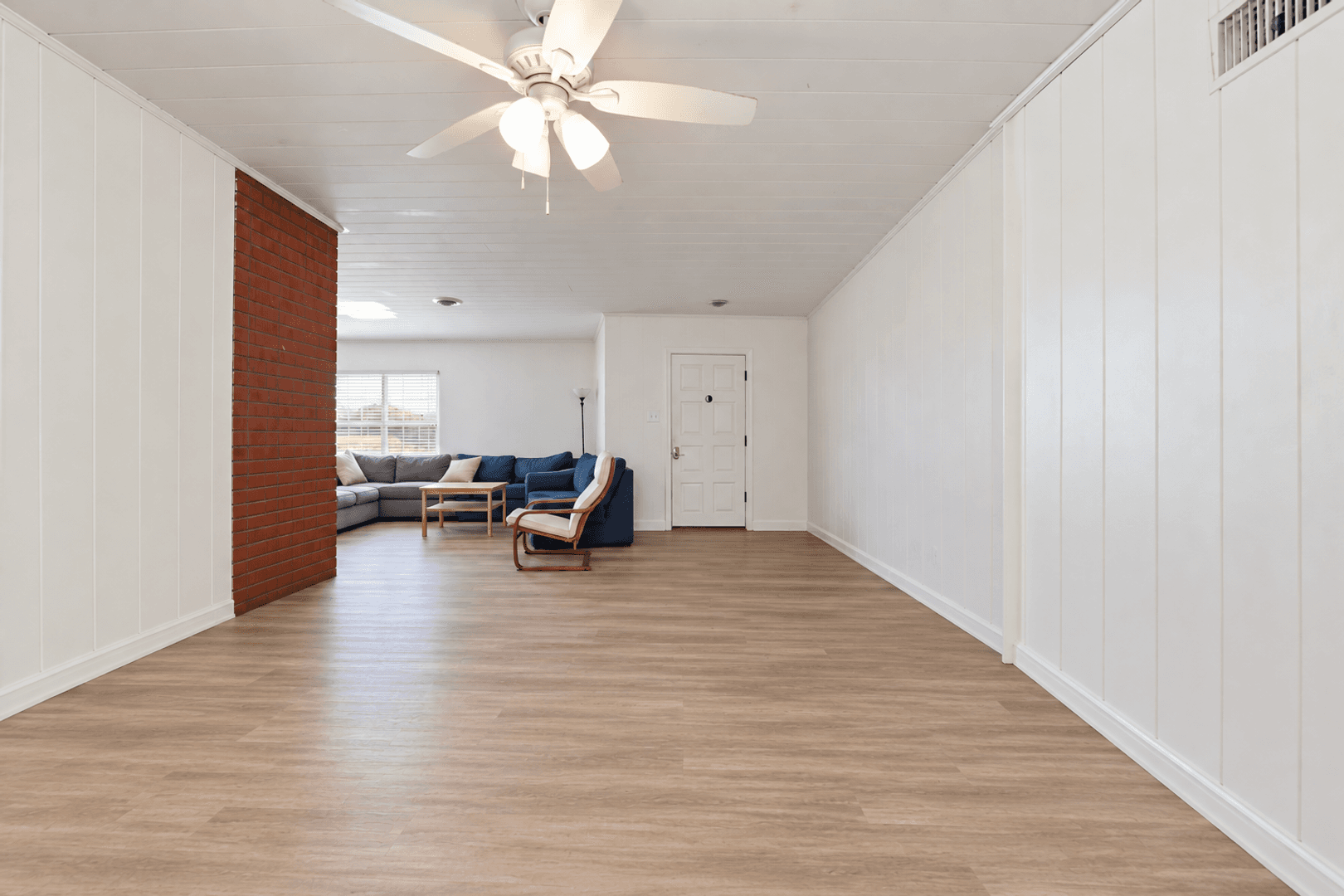 San Diego House: 5449-5451 Dorothy Drive