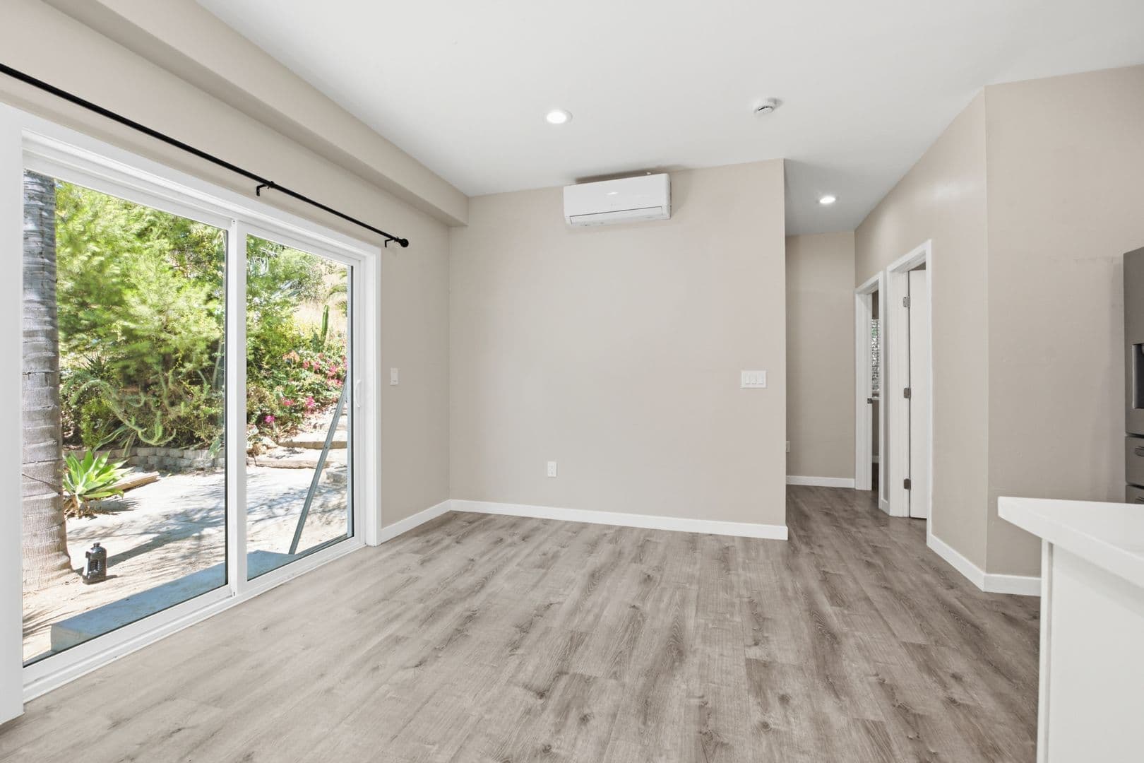 San Diego House: 4951 Baja Court