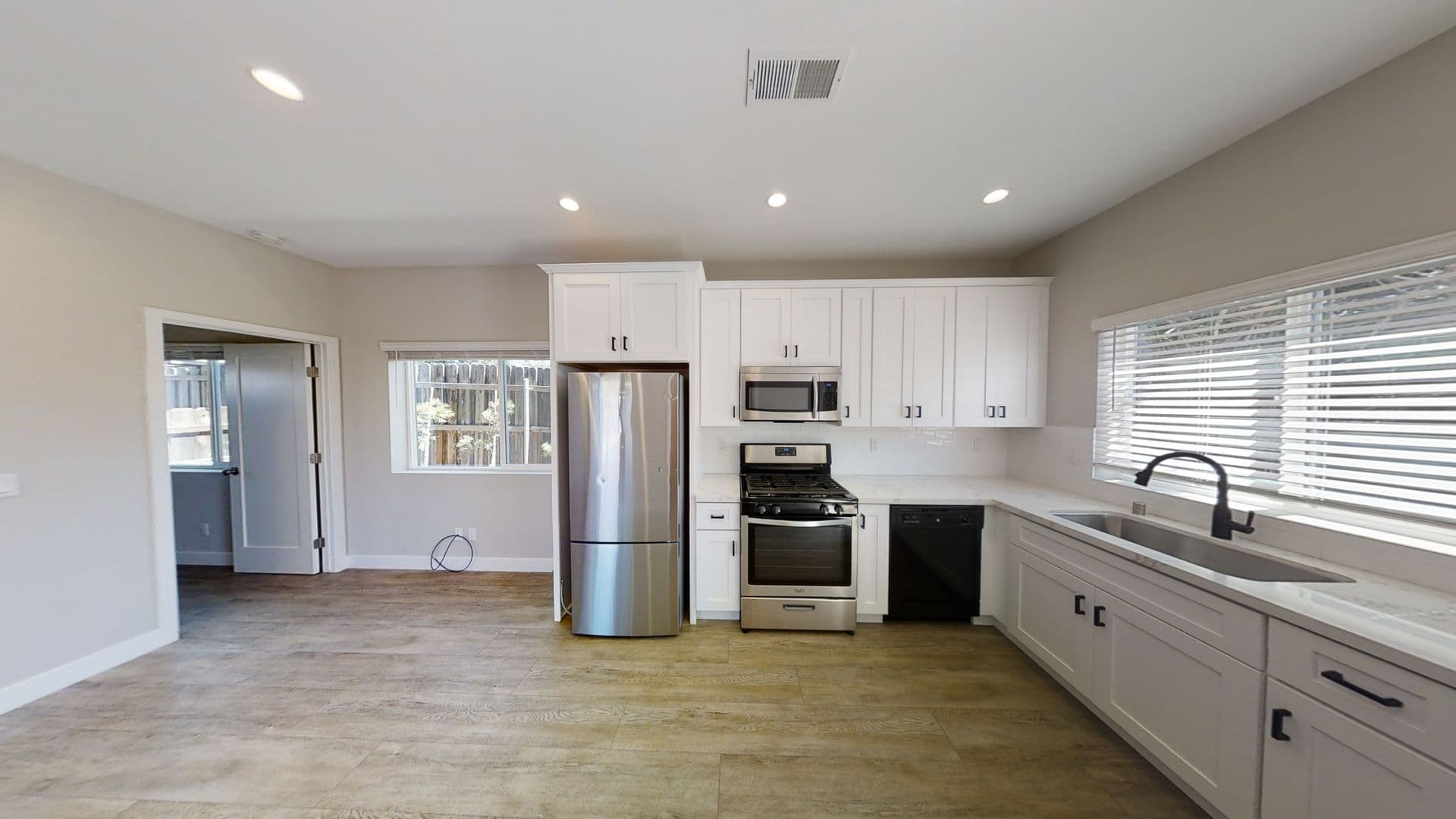 San Diego House: 6453 Richard Street