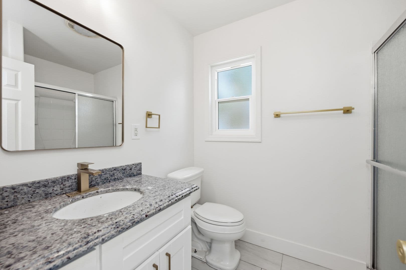 San Diego House: 6204 Mary Lane Drive