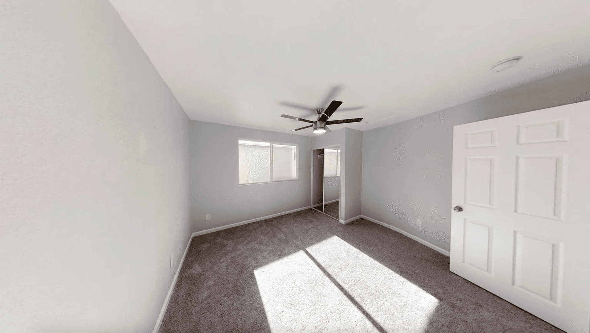 San Diego House: 5539-5541 Dorothy Drive