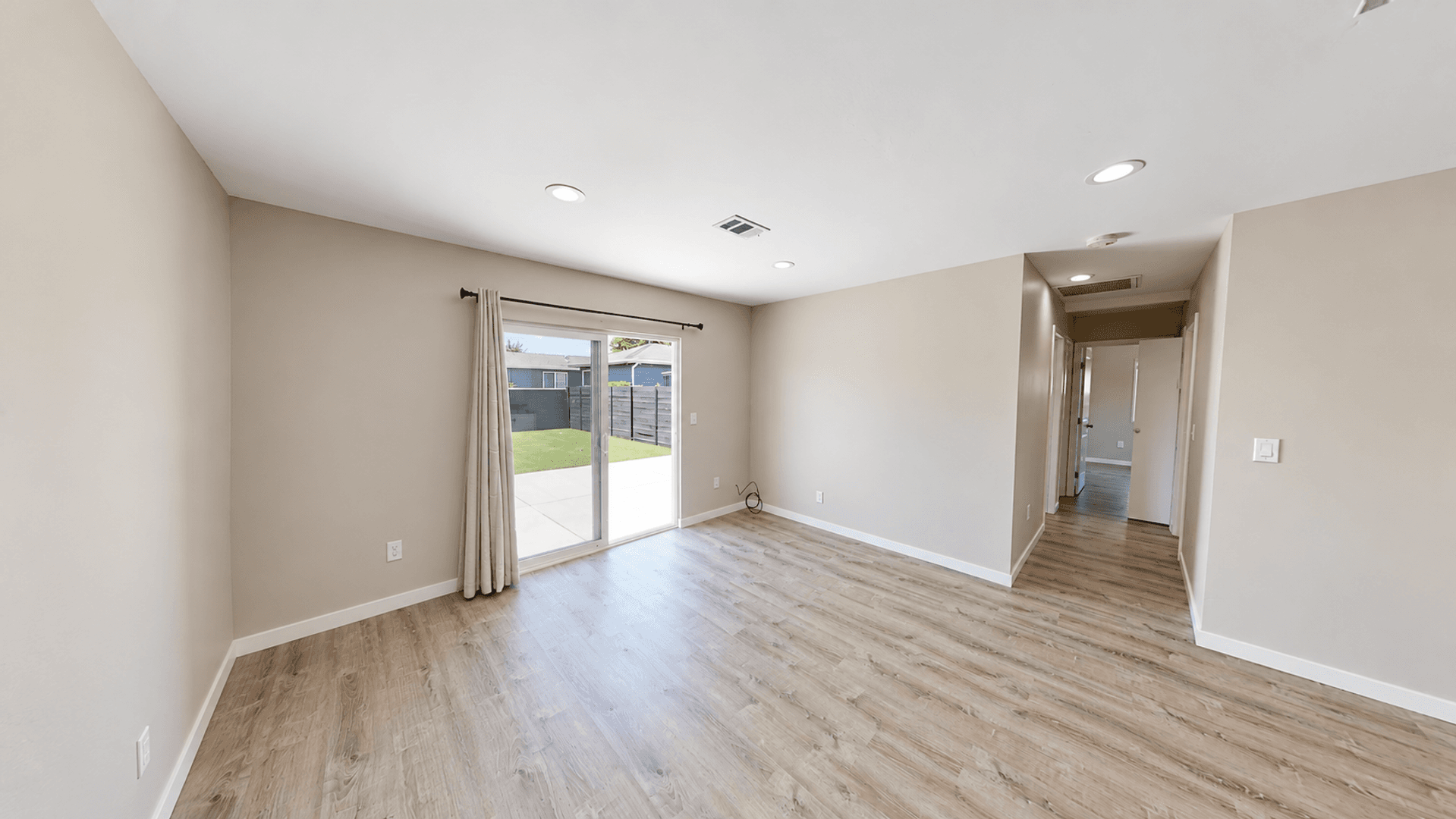 San Diego House: 5575 Mary Lane Drive
