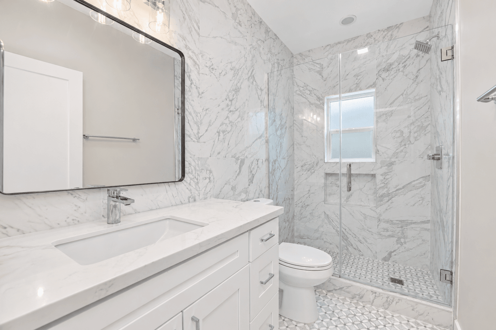 San Diego House: 4924-2 Tierra Baja Way