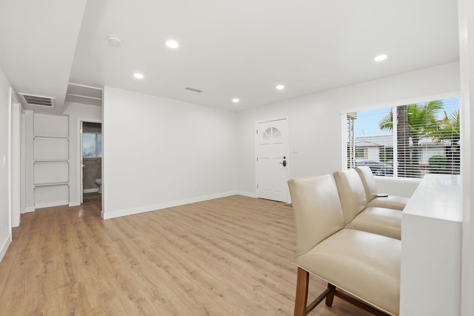 San Diego House: 6209 Mesita Drive
