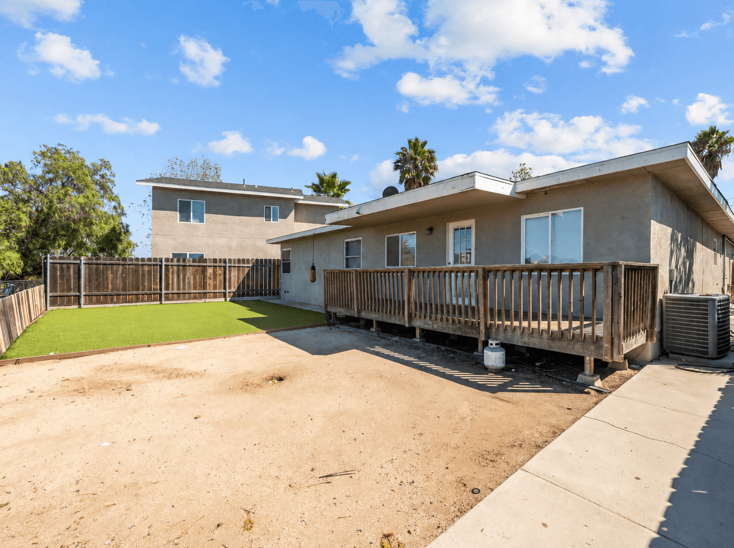 San Diego House: 5379 East Falls View Drive
