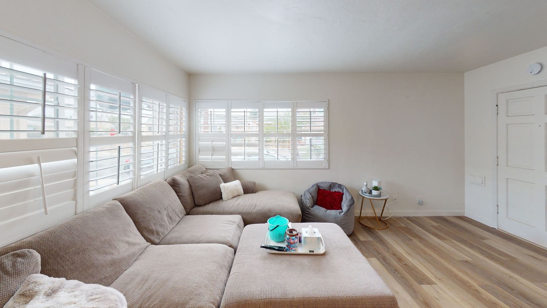 San Diego House: 6328 Mesita Drive