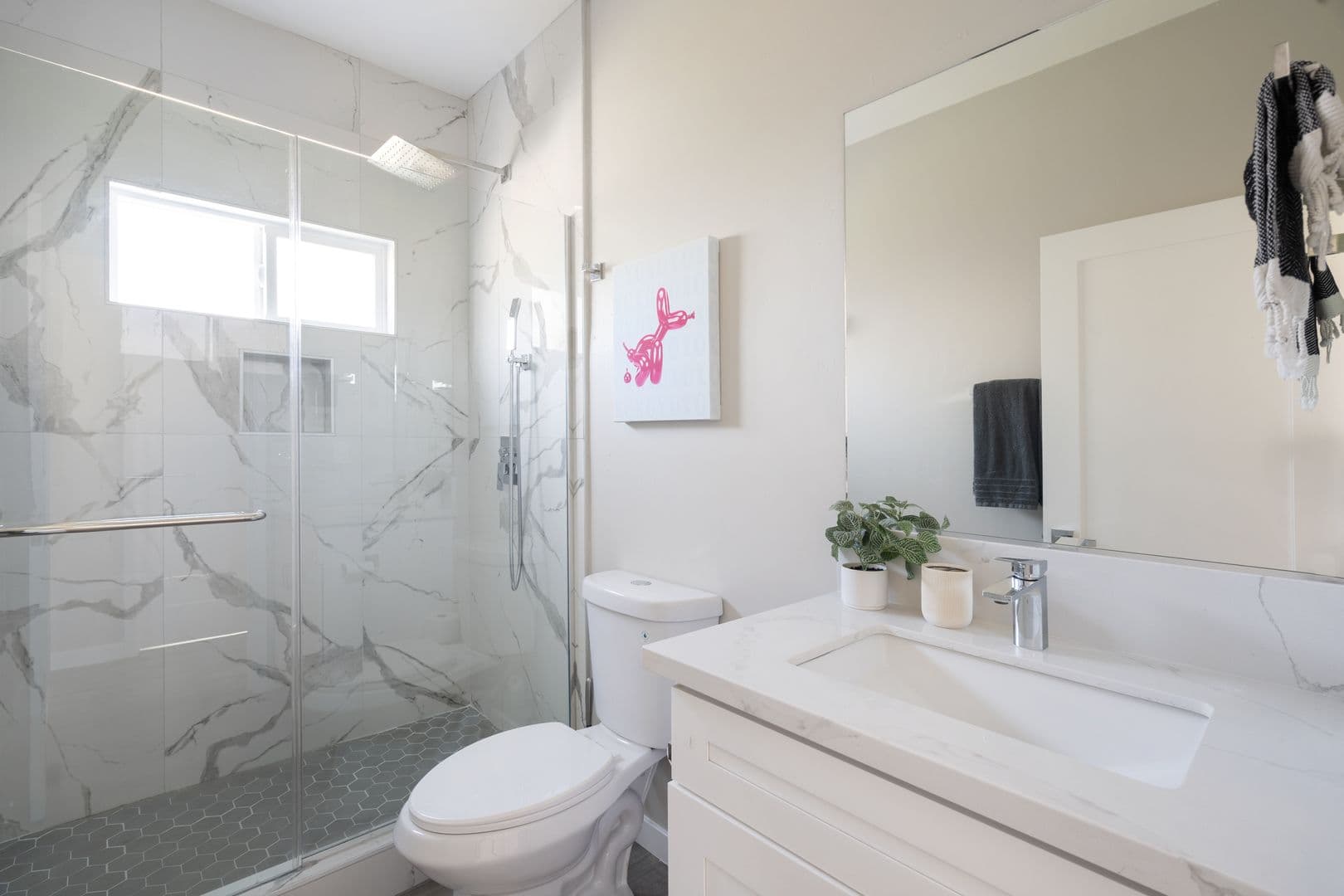 San Diego House: 6237 Hobart Street