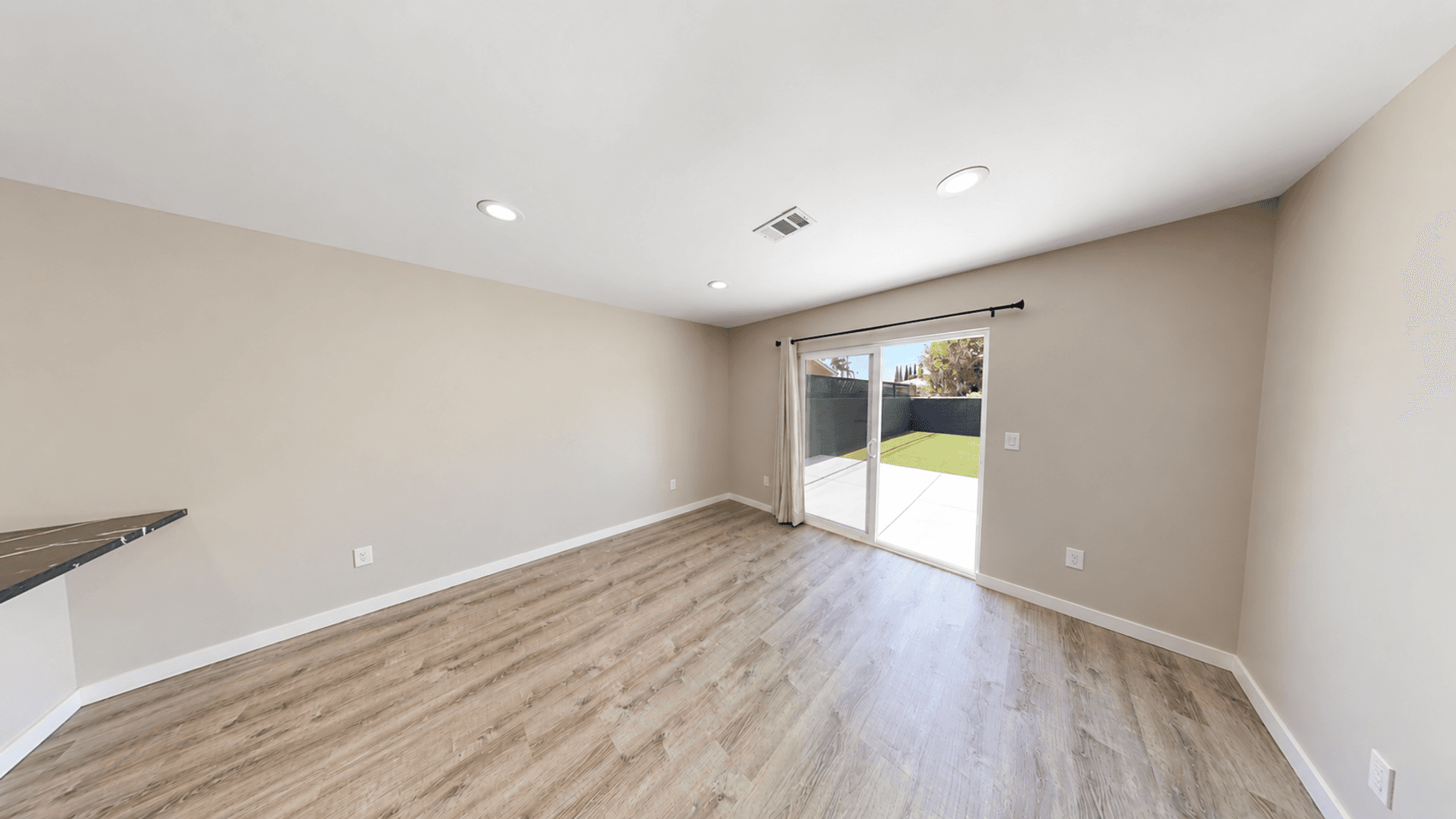 San Diego House: 5575 Mary Lane Drive