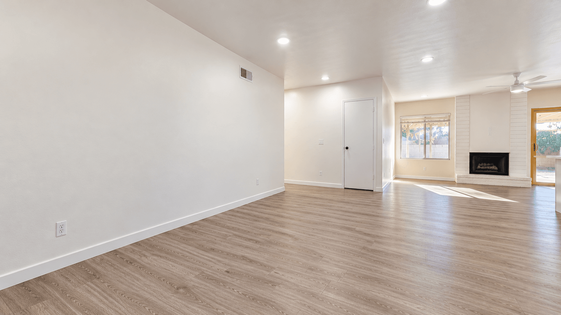 San Diego House: 5673 Campanile Way