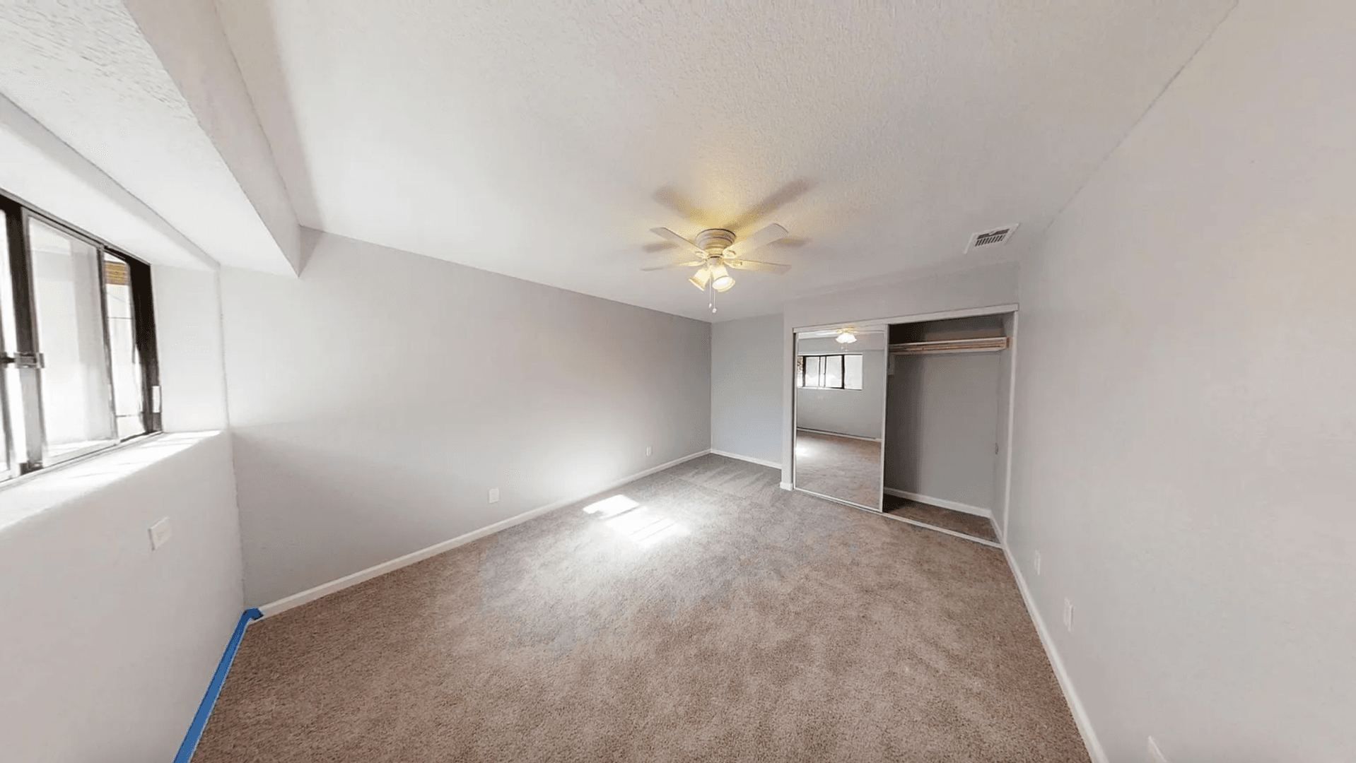 San Diego House: 5539-5541 Dorothy Drive