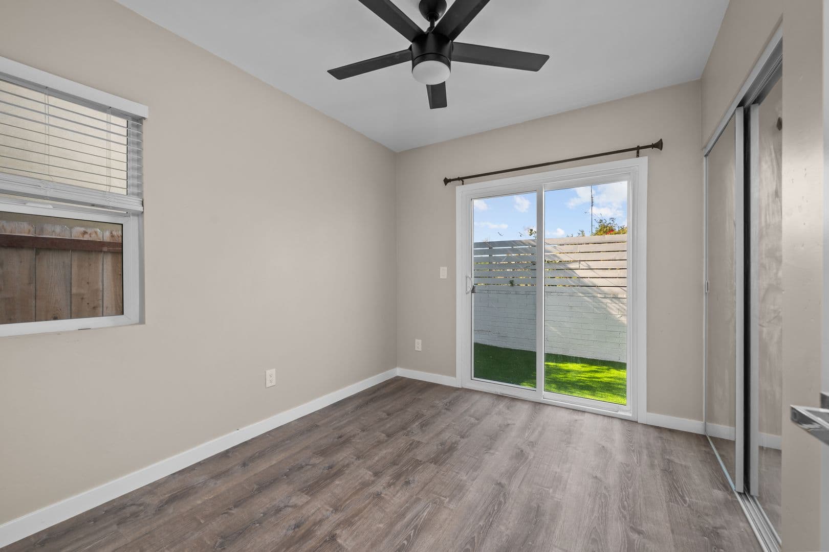 San Diego House: 6211 Mesita Drive