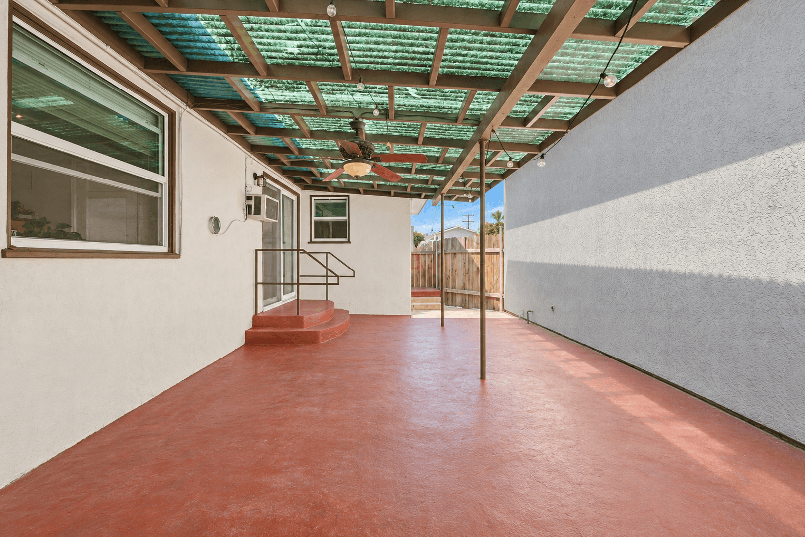 San Diego House: 6210 Pembroke Drive