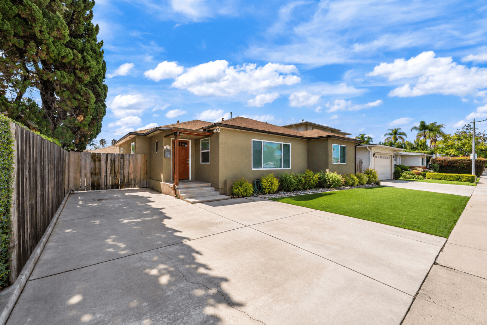 San Diego House: 6129 Pontiac Street