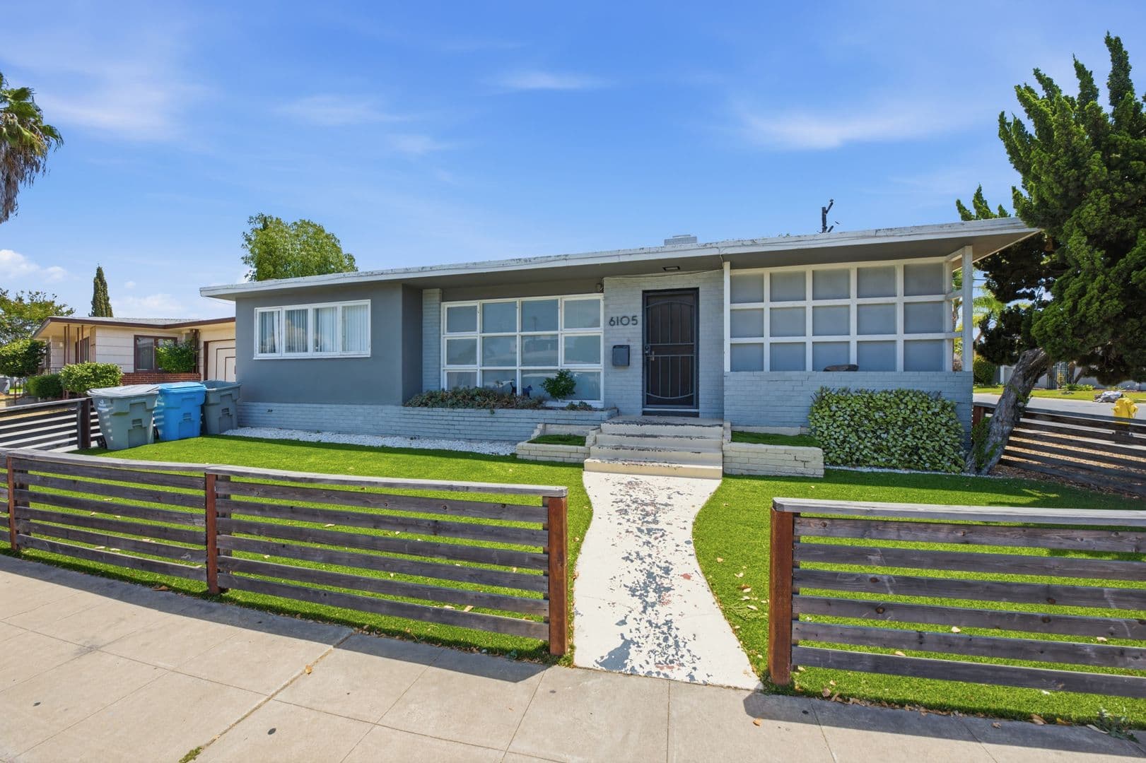 San Diego House: 6105 Dorothy Drive