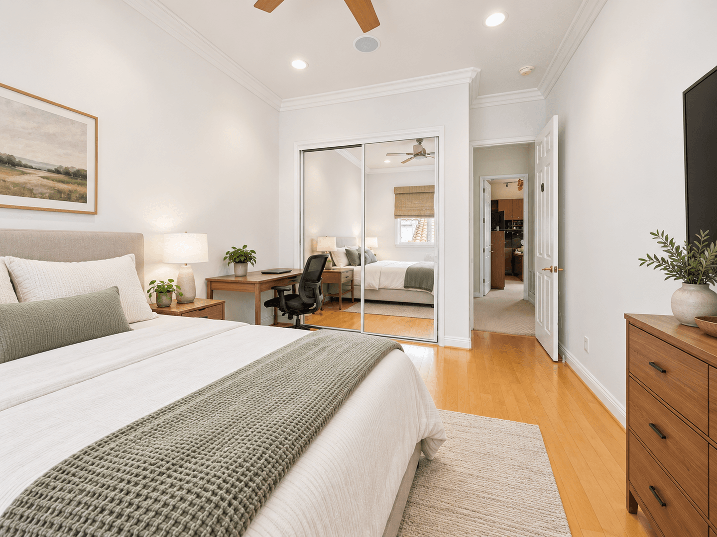 San Diego House: 6233 Rose Street