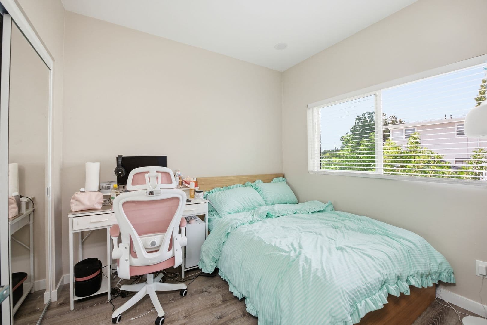 San Diego House: 4924-1 Tierra Baja Way