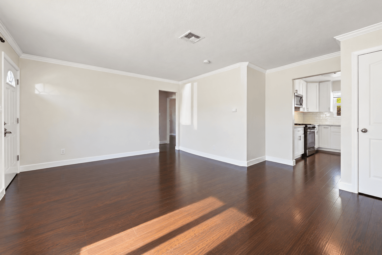 San Diego House: 6451 Richard Street