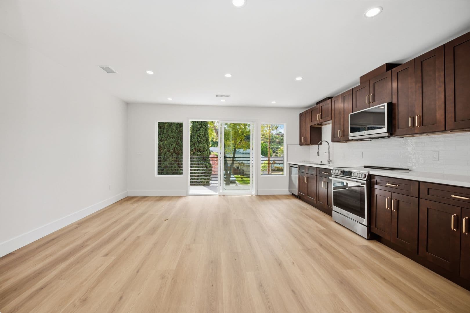 San Diego House: 5768 Campanile Drive
