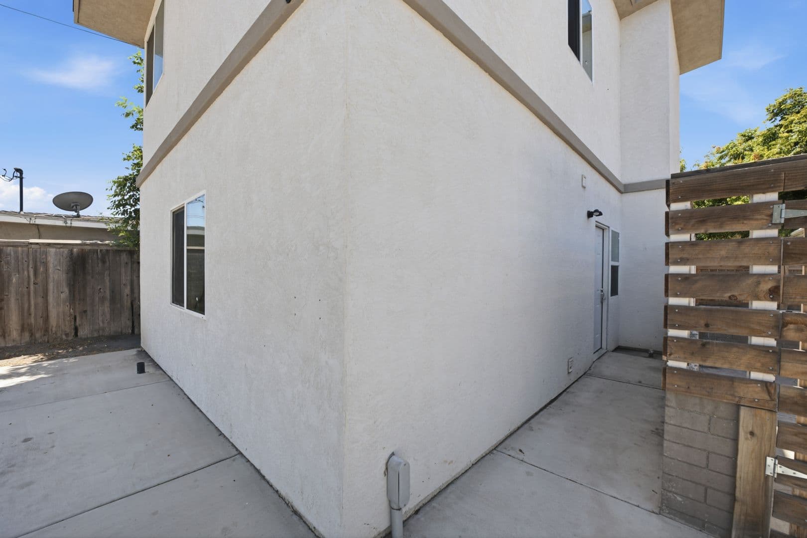San Diego House: 6271 Mary Lane Drive