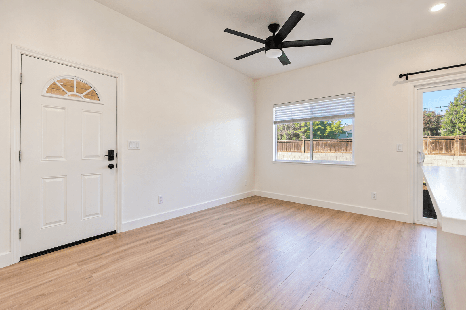 San Diego House: 4953 63rd Street