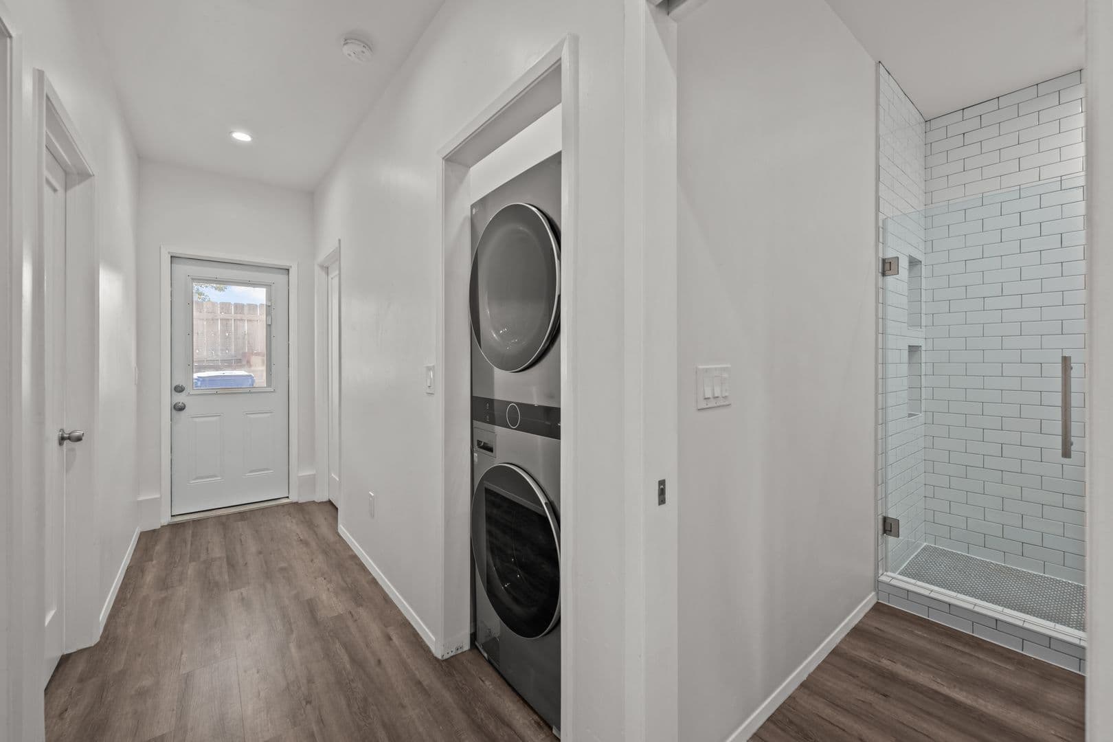 San Diego House: 6467 Cleo Street