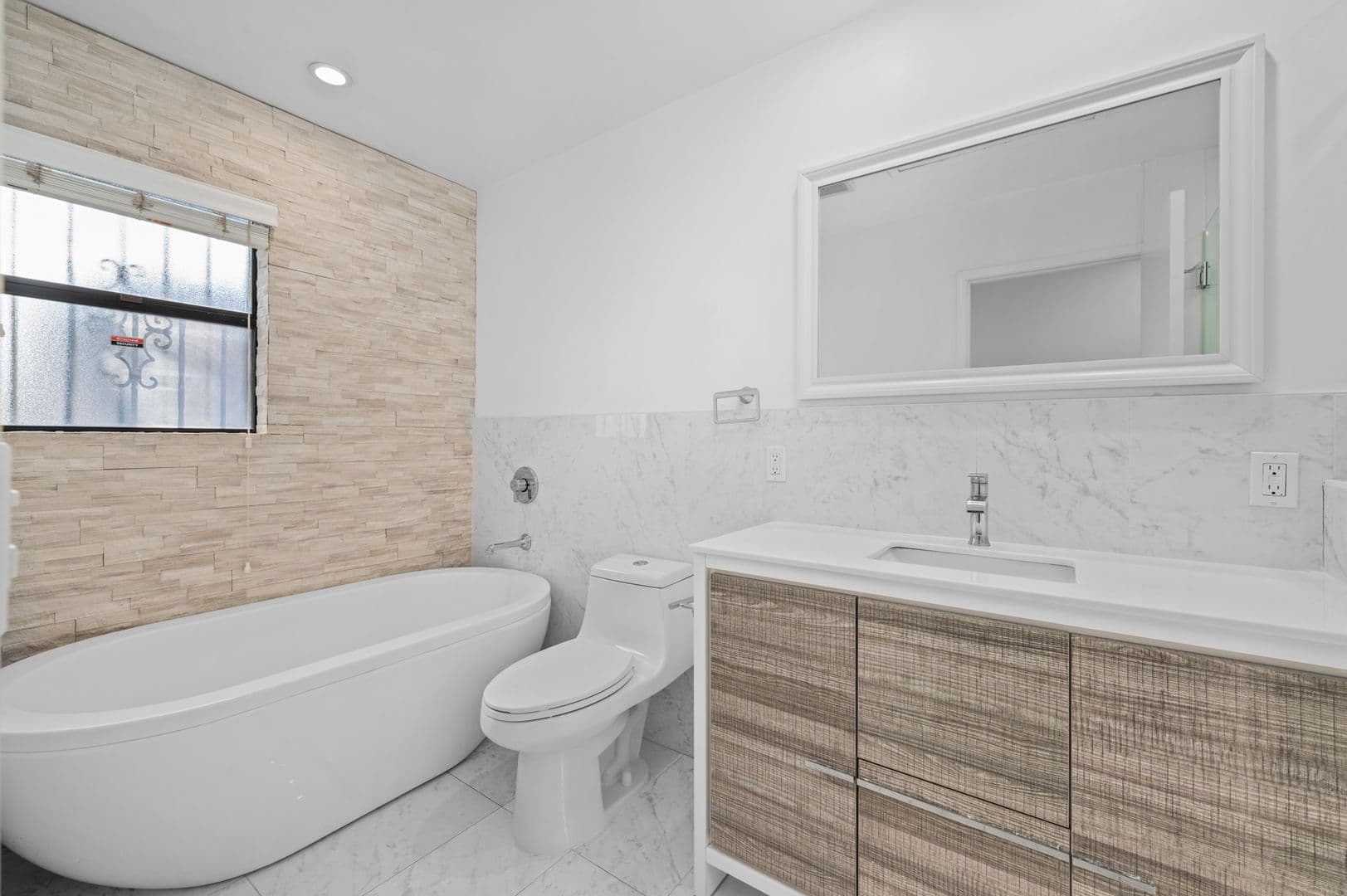 San Diego House: 6218 Pontiac Street