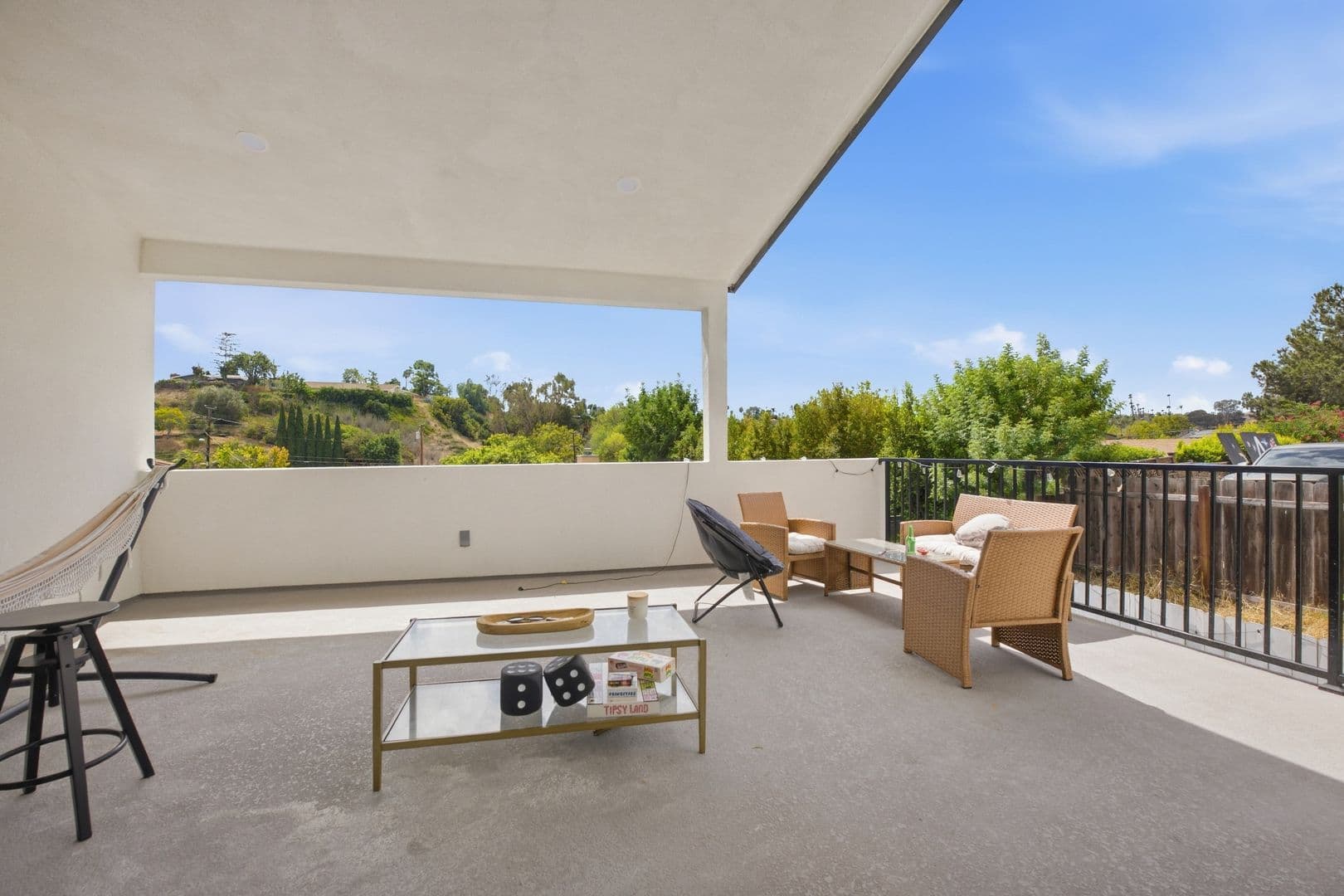 San Diego House: 4924-1 Tierra Baja Way