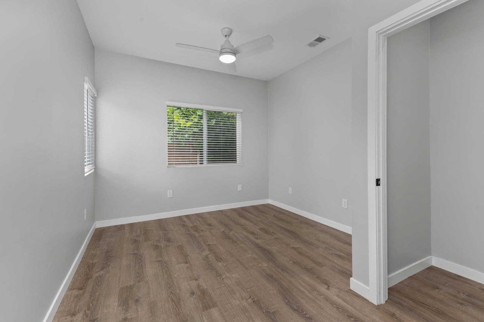 San Diego House: 5350 West Falls View Drive