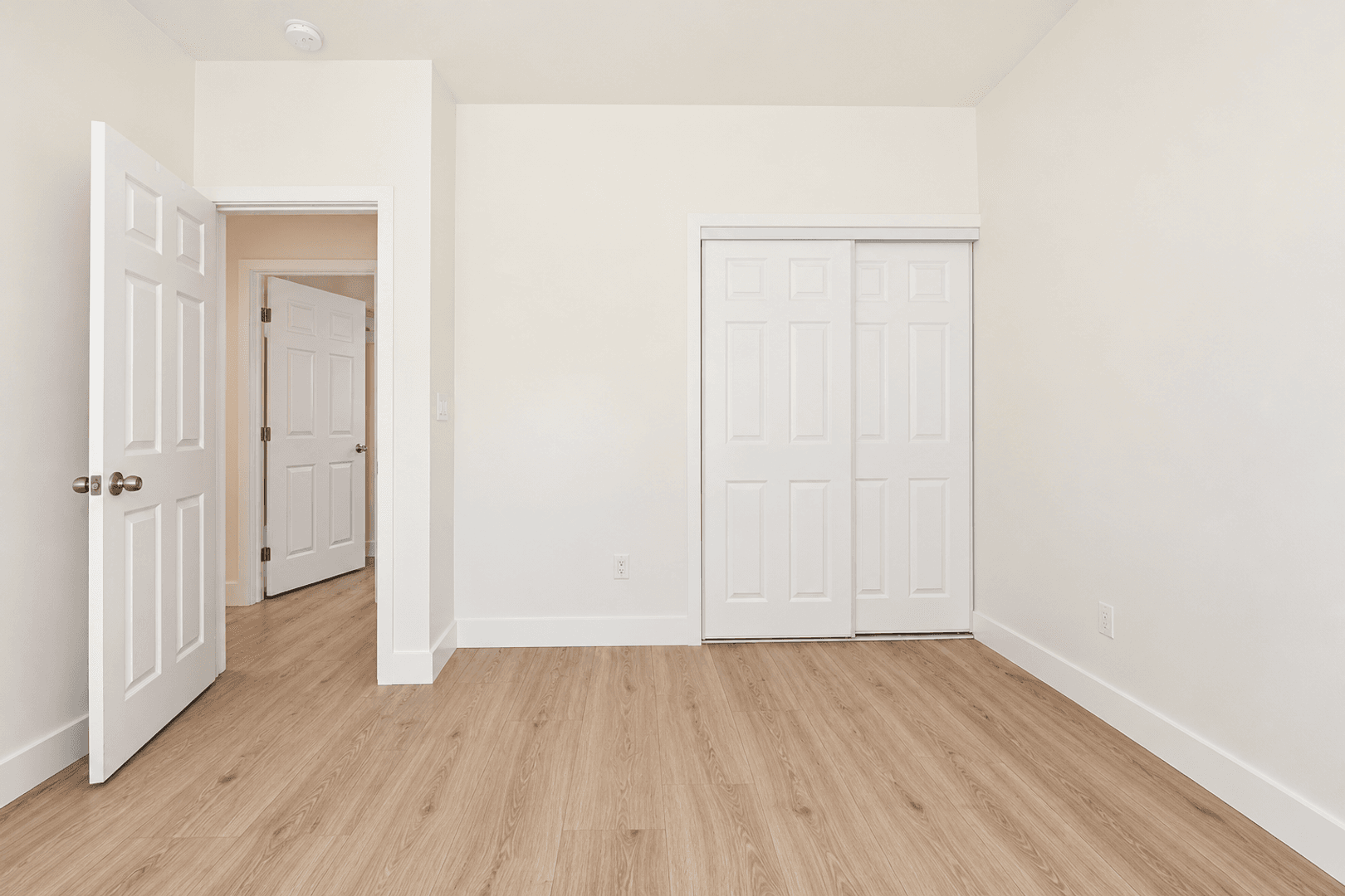 San Diego House: 5174 Brockbank Place