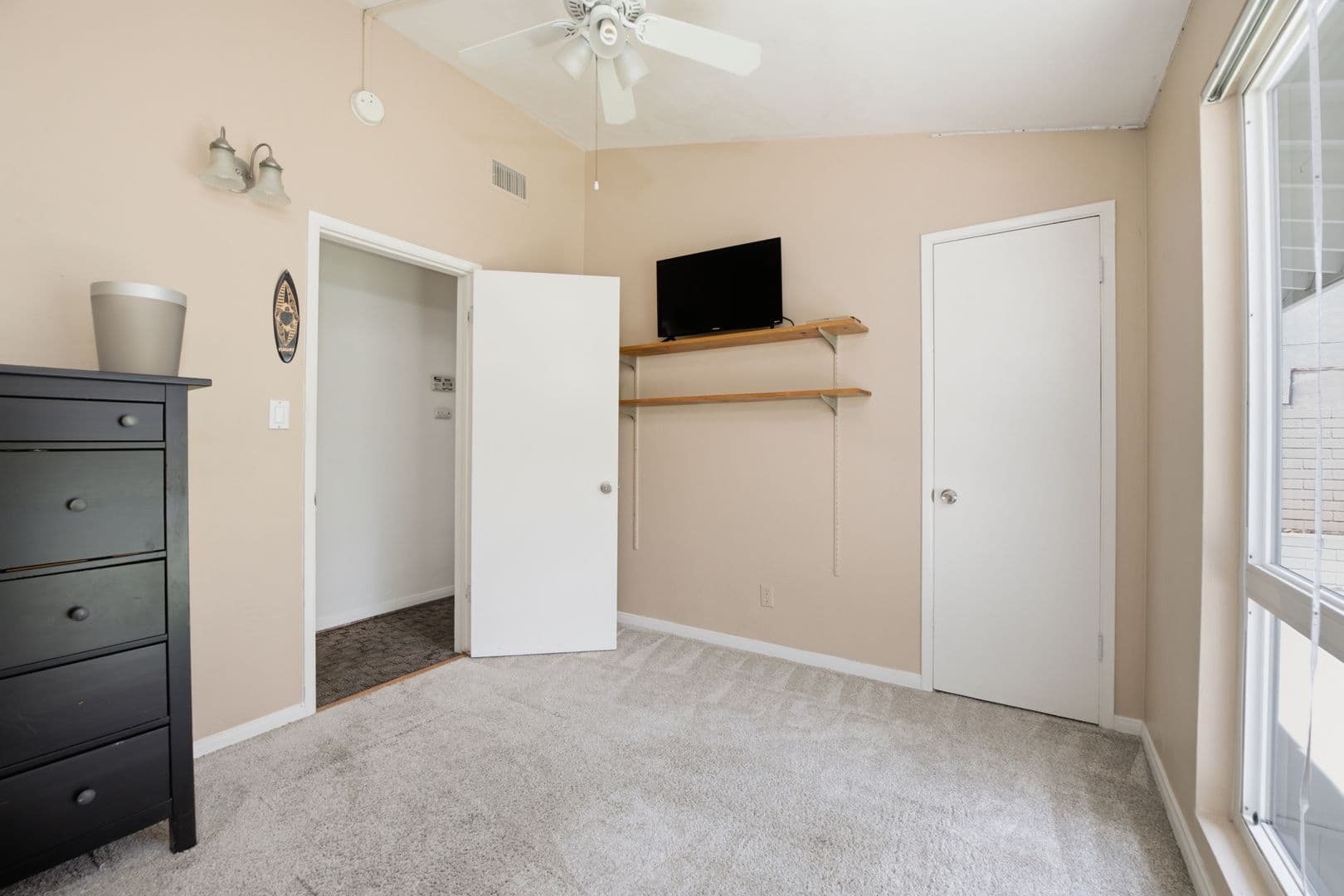 San Diego House: 5231 Remington Road