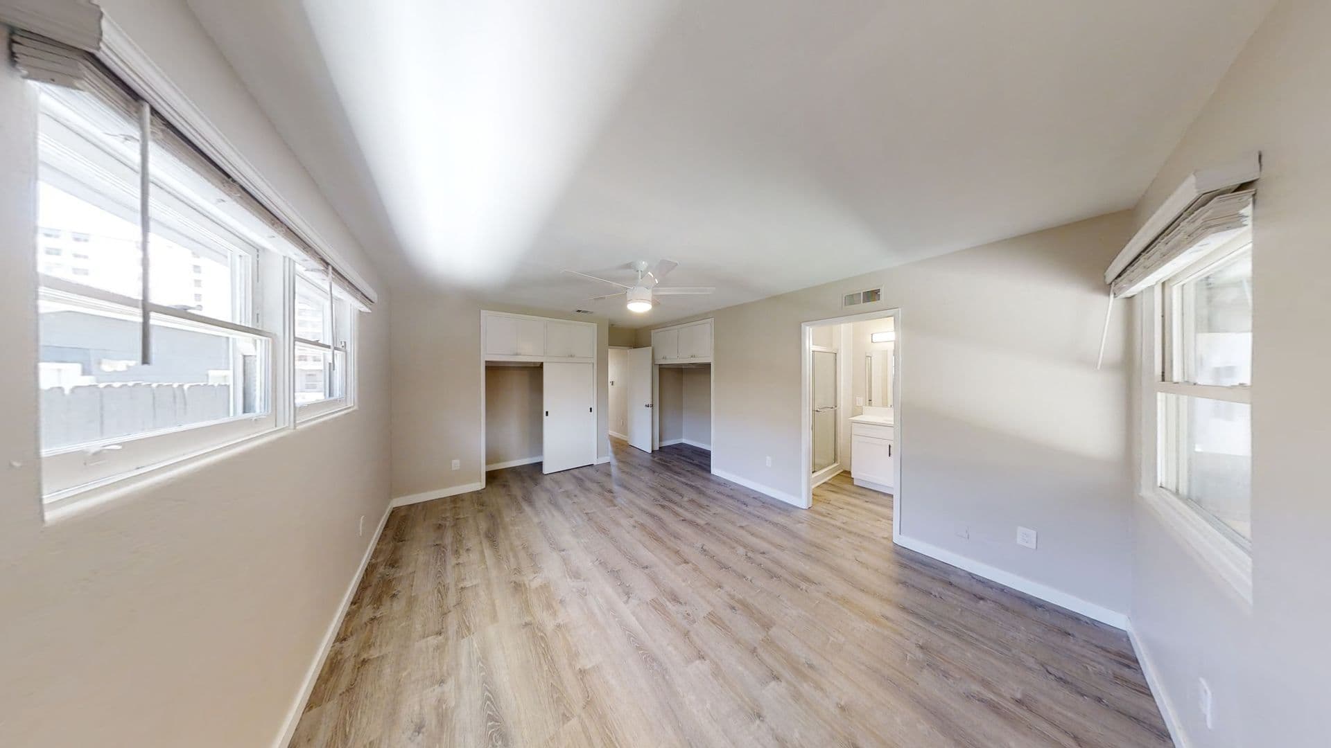 San Diego House: 5577 Mary Lane Drive
