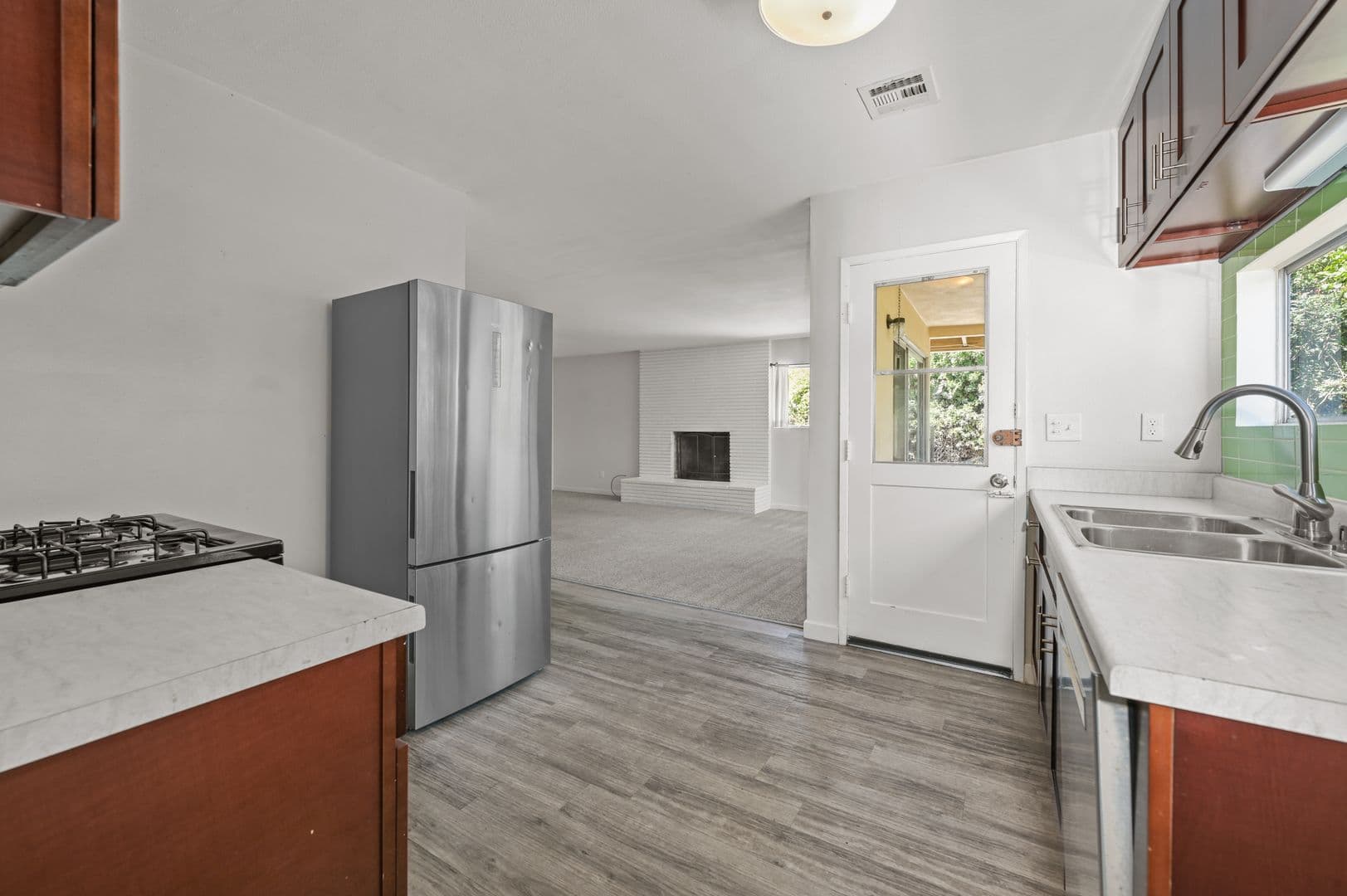 San Diego House: 5318-5320 Brockbank Place