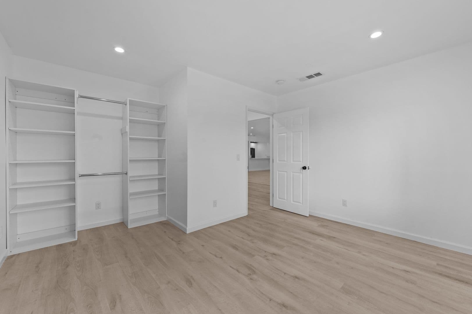 San Diego House: 6218 Pontiac Street