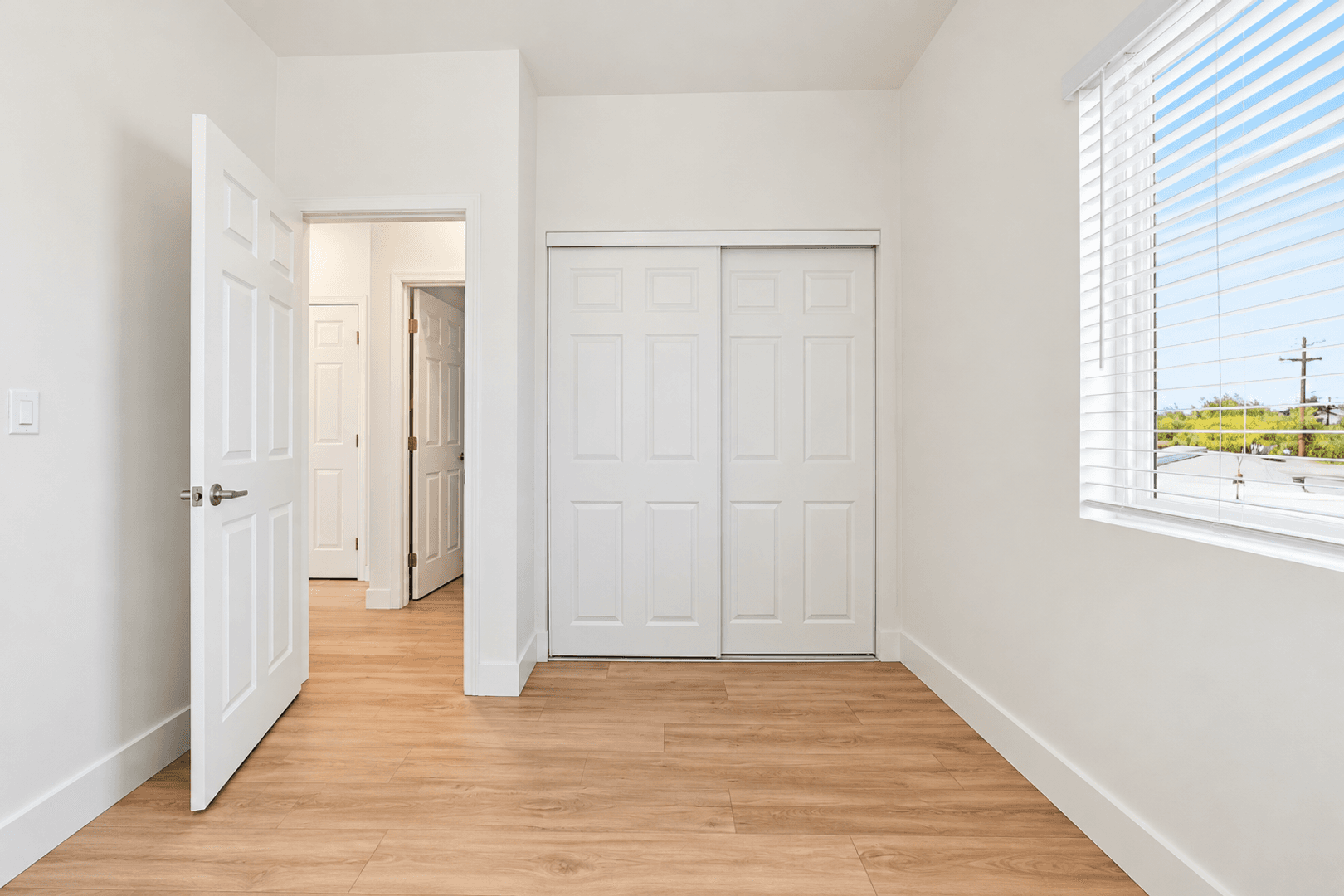 San Diego House: 4953 63rd Street