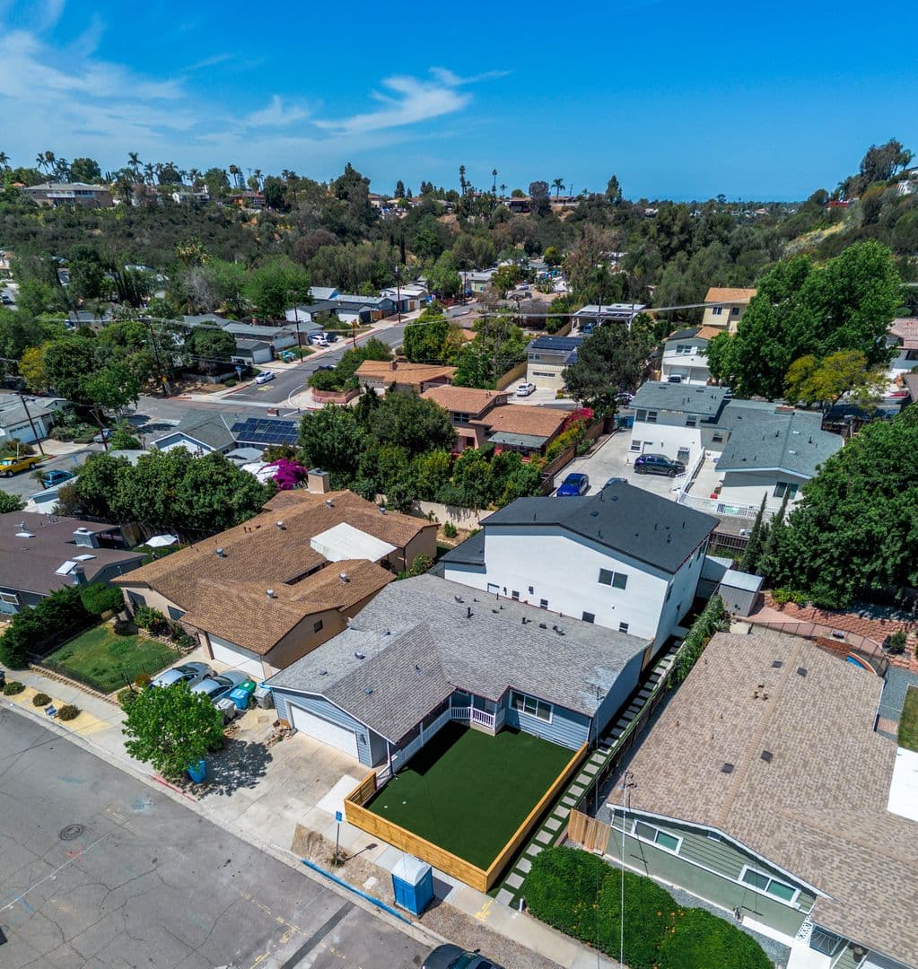San Diego House: 4924-1 Tierra Baja Way