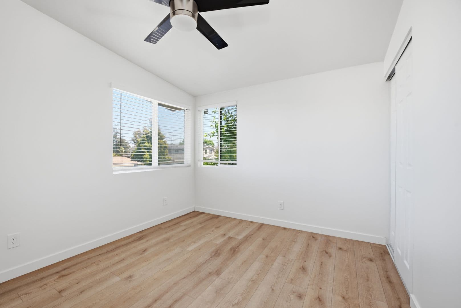 San Diego House: 6271 Mary Lane Drive