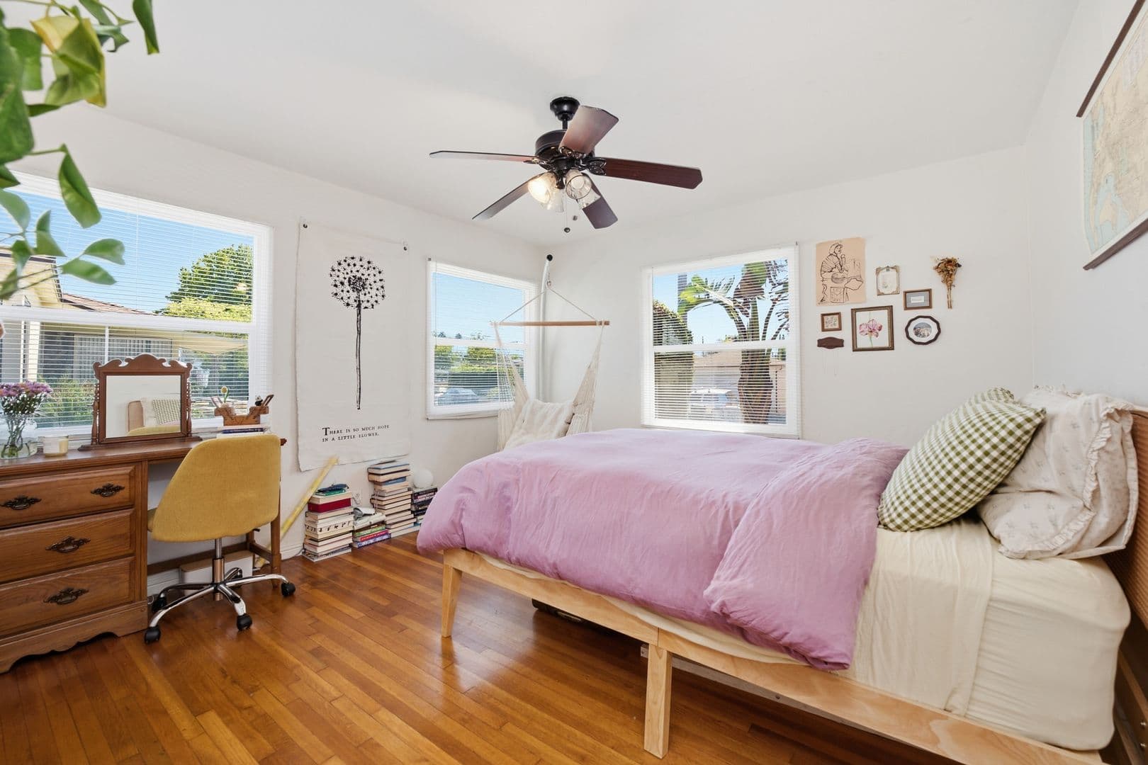 San Diego House: 6210 Pembroke Drive