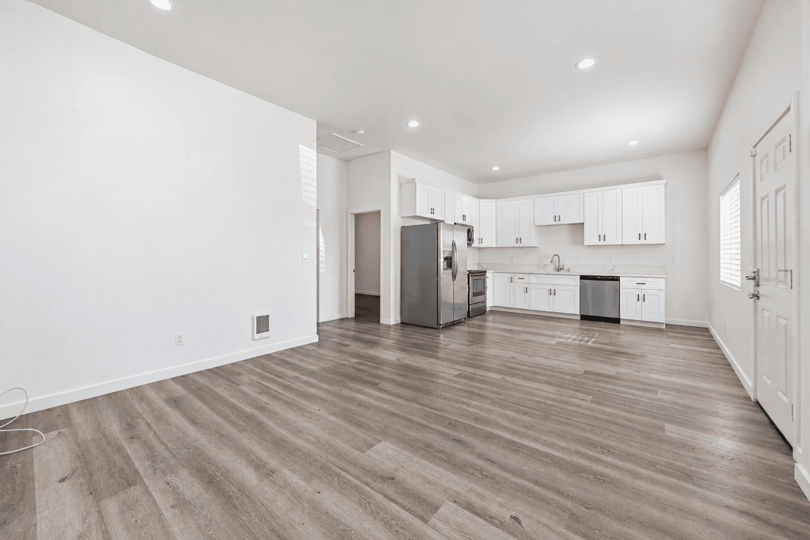 San Diego House: 6208 Pembroke Drive