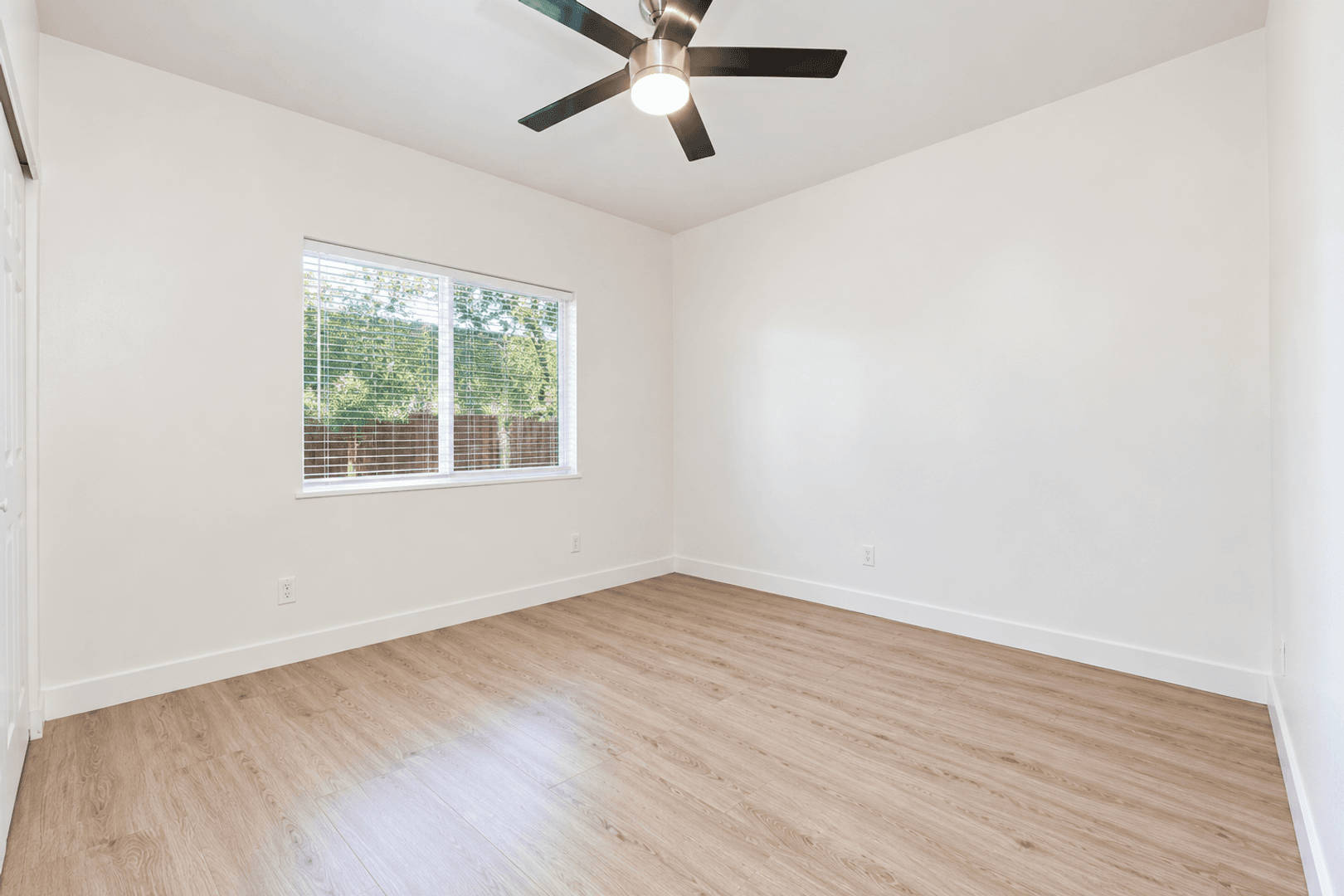 San Diego House: 5174 Brockbank Place