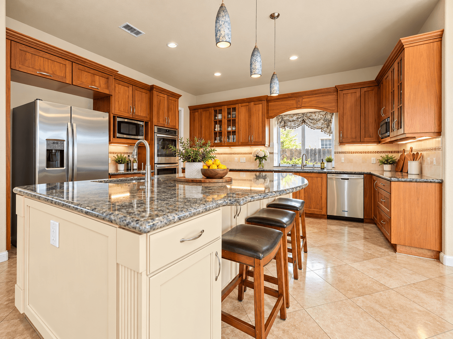 San Diego House: 6233 Rose Street
