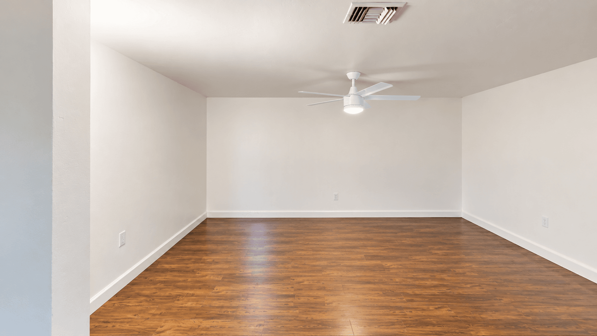 San Diego House: 5531 Mary Lane Drive